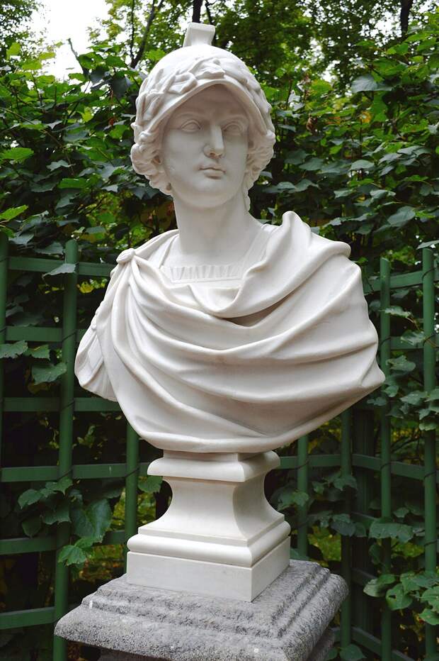 Бюст Александра Македонского в Летнем саду 