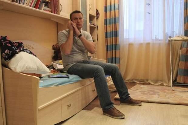 Алексей Навальный показал квартиру - детская комната