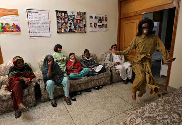 Жизнь евнухов в Пакистане