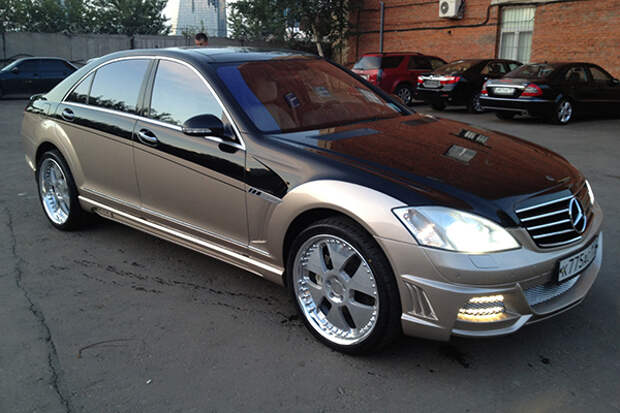 Каждые три года Маша получает от мужа в подарок новое авто