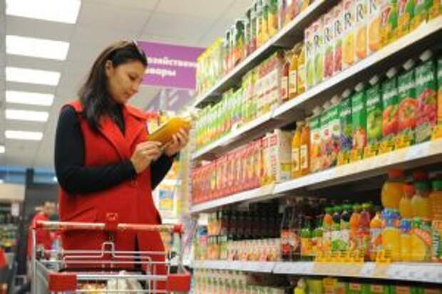 Бесплатные продуктовые наборы получат дети из семей льготных категорий. Фото: Светлана Колоскова, «Вечерняя Москва»