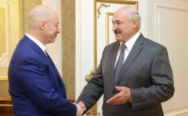 Путин и Лукашенко подарили западу Украину