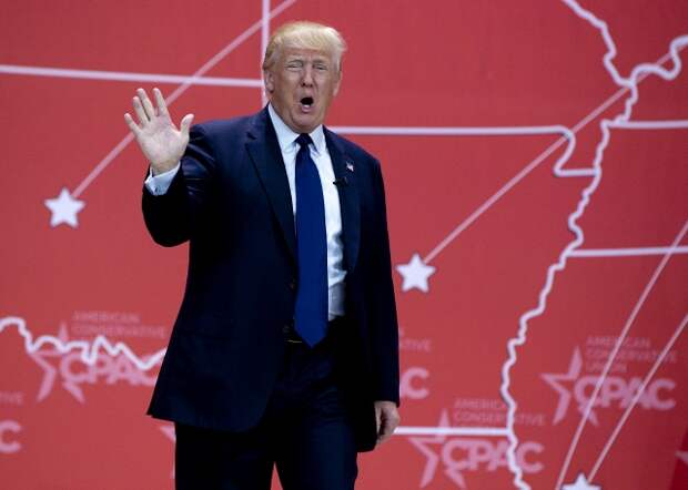 Миллиардер Дональд Трамп, балотирующийся от Республиканской партии, 69 лет
