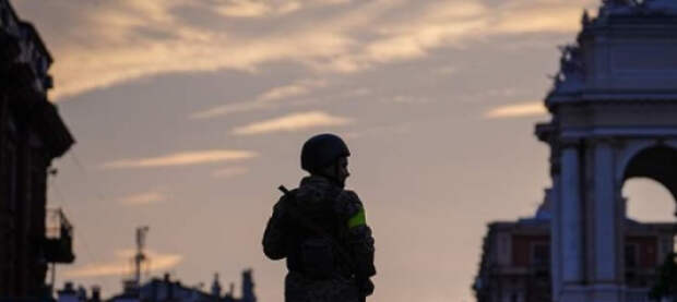 В Одессе ввели принудительную трудовую повинность. Очередь - за талонами и пайками?