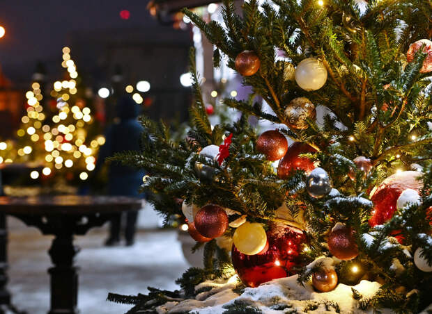 В Госдуме предложили ввести дополнительный отпуск работающим в новогоднюю ночь