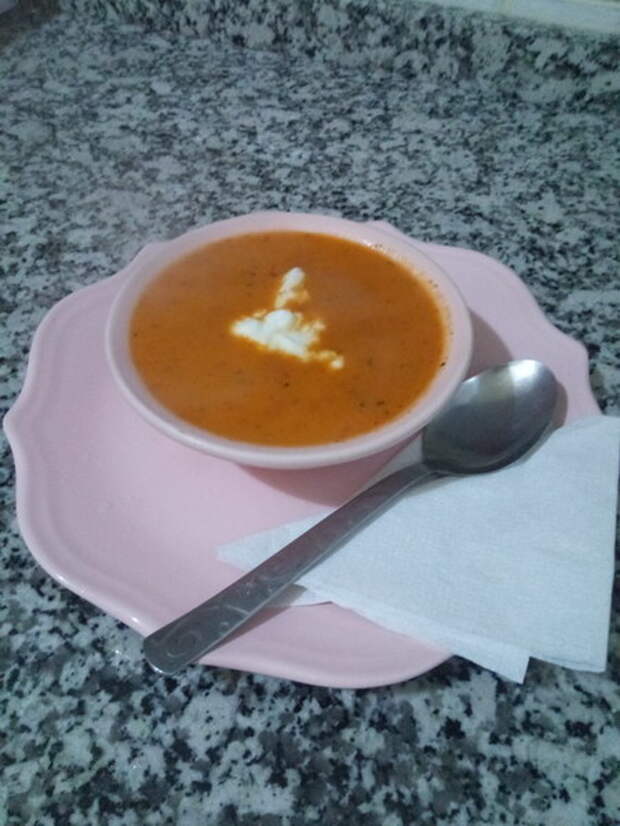 Томатный суп с турецким горохом