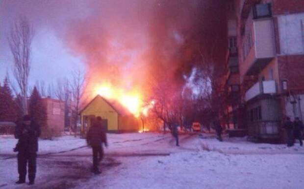 Обстрел городов Новороссии Донецкие новости последнего часа 16 01 15: обстрелы Донецка, Горловки, ситуация в аэропорту, сводки ополченцев