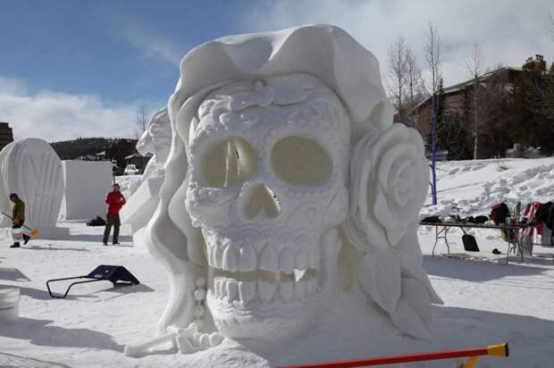 Лучшие снежные скульптуры International Snow Sculpting Championships