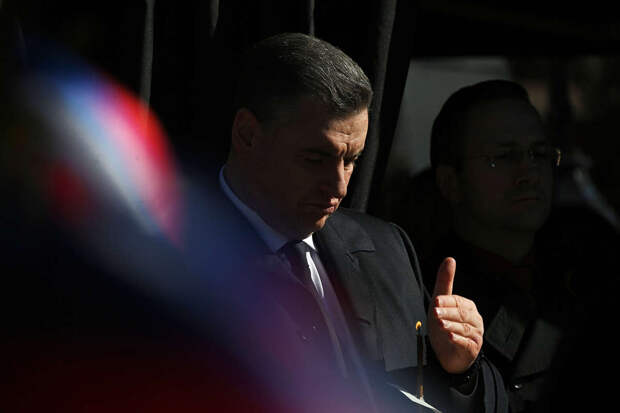 СБУ предъявила обвинение Слуцкому в создании партячеек в Херсонской области