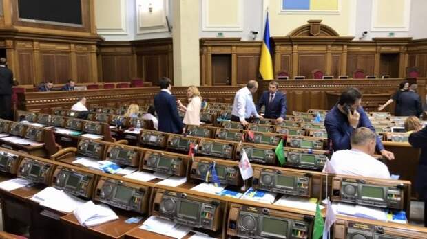 На Украине предложили перекрыть железнодорожное сообщение с Россией