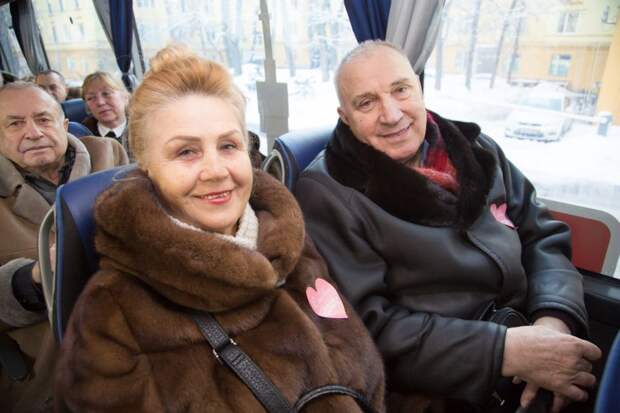 Что положено пенсионерам, у которых 30 лет стажа: актуальные выплаты и льготы