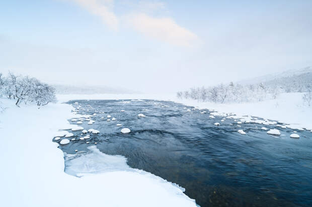 Три рыбака спасены с льдины на Красноярском водохранилище