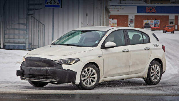 Fiat tipo. Изменений в моторной гамме Tipo не ожидается. Сейчас в Италии она состоит из бензинового мотора 1.4 (95 и 120 л.с.), турбодизелей MultiJet 1.3 и 1.6 той же мощности. Они сопряжены с «механикой» на пять или шесть ступеней и шестидиапазонным «роботом».