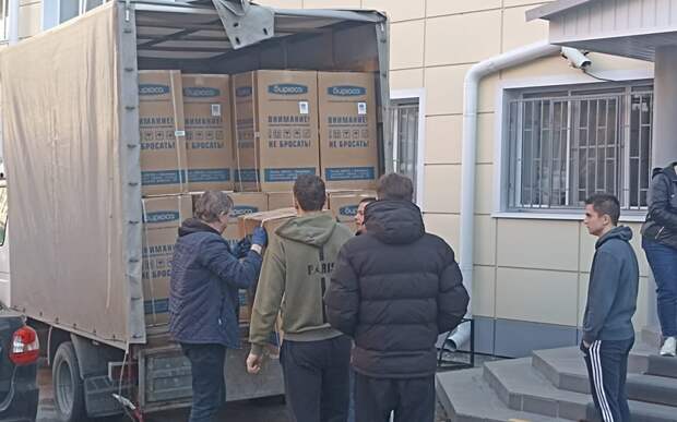 Общежития РГУ имени Есенина получили еще 50 холодильников