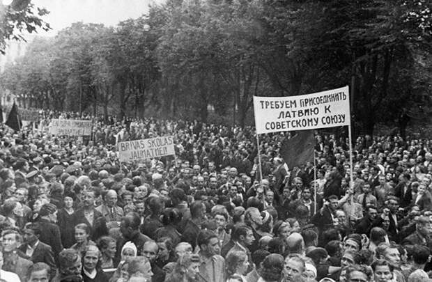 Ура! Латвия нас за все прощает!