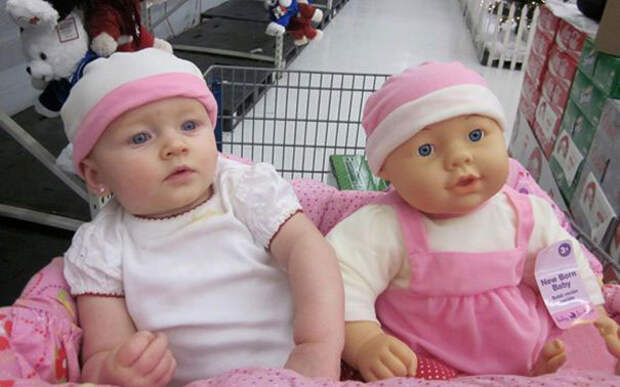 20 малышей, которые выглядят так же, как их куклы