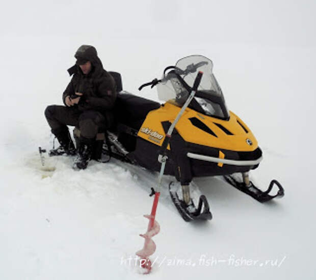 зимняя рыбалка снегоход тундра