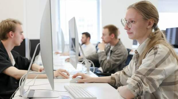 Количество студентов ИТ-специальностей в колледжах Москвы выросло почти на 10%