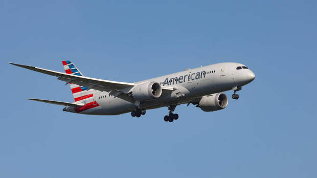 Неопознанный лайнер из США появился над Казахстаном