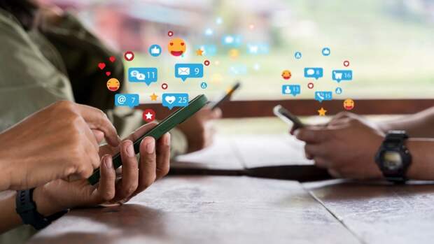 Почему пользователи соцсетей скрывают эмоции — показало исследование