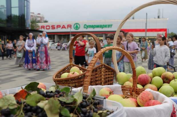 В Алтуфьевском прошли праздничные мероприятия в честь Яблочного Спаса