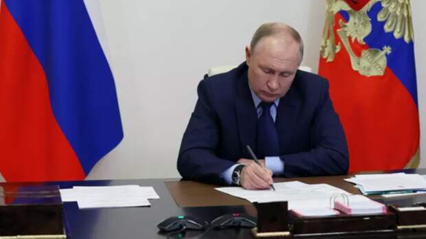 Путин назначил Вахрукова начальником управления по морской политике