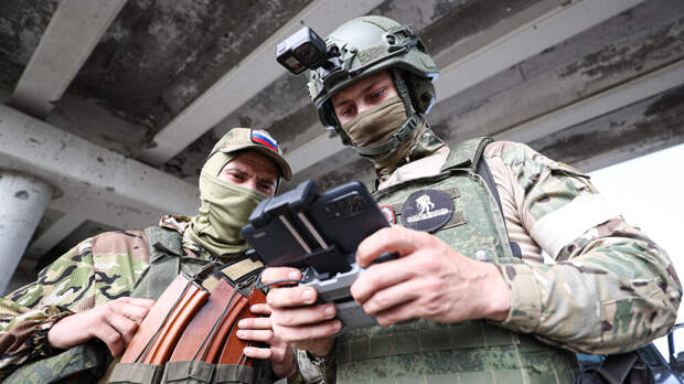 Эксперт Корнев: РФ не может отказаться от ИИ в военной сфере, иначе отстанет