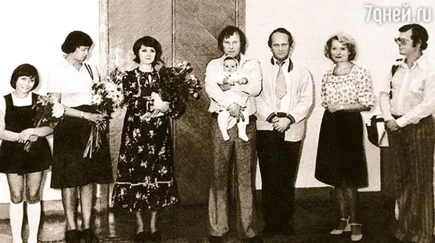 Клара Новикова: «Я могу играть дуру, но не быть ею»