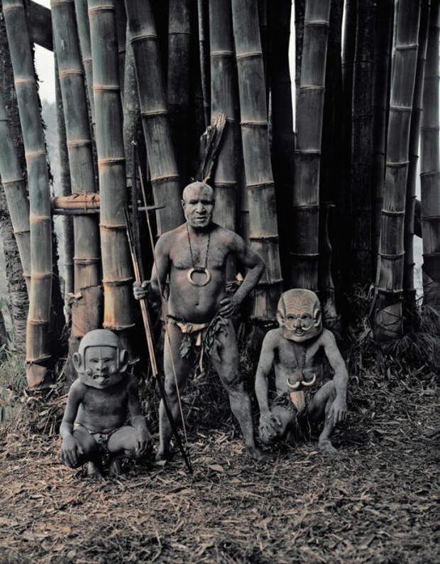 Папуасский народ из города Горока, провинция Истерн-Хайлендс.