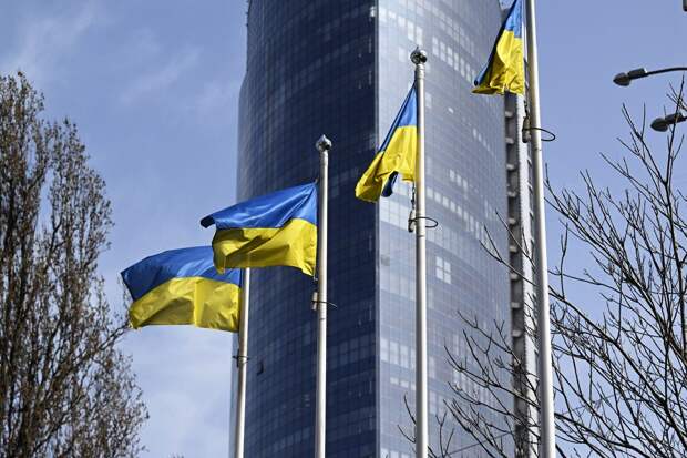Independent: коррупция подрывает военные усилия Киева