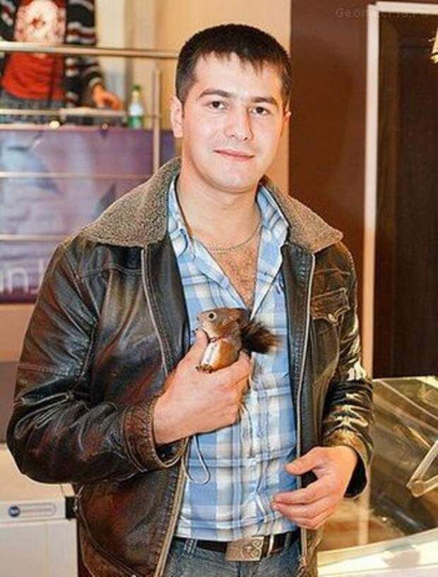 Белочка таксует вместе с хозяином People Are Awesome, fun