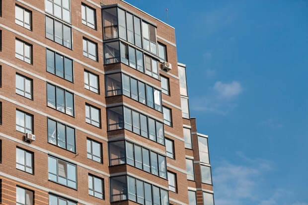 Жилой дом в Адлере и детский сад могут быть погребены под оползнем. Люди умоляют о помощи