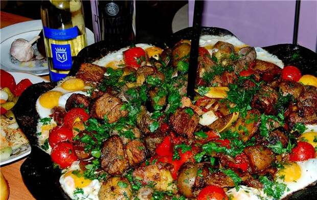 Походная тарелка Походная тарелка еда, костер, мясо, тарелка