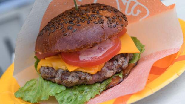 Эксперт Солнцева: детям до 12 лет не стоит давать фастфуд