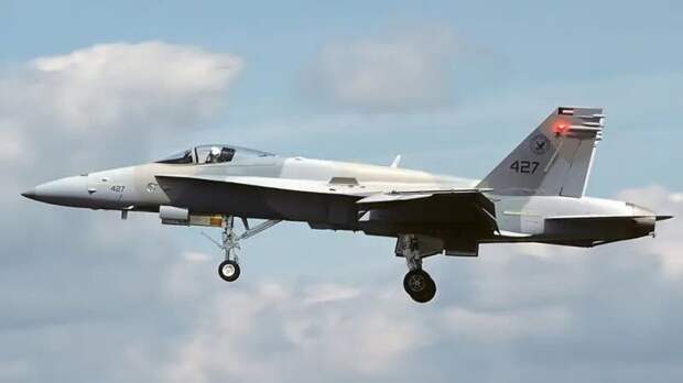 Расстрелял в упор: опубликовано видео уничтожения истребителя F-15 пилотом ВВС