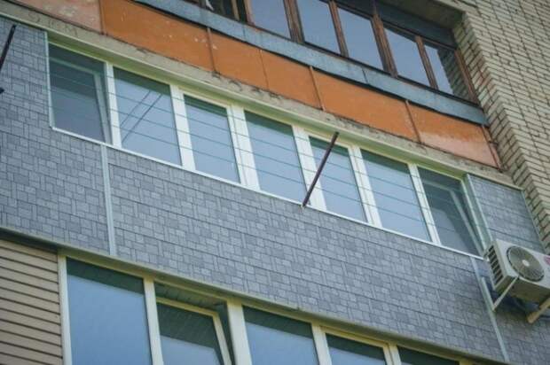 Окна мою всего раз в сезон: 3 колпачка в воду - и стекла настолько чистые, будто их нет