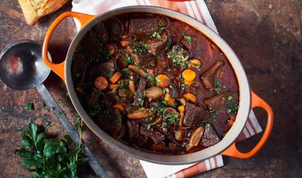 Полезная еда для всей семьи. \ Фото: lecreuset.ch. Полезная еда для всей семьи. \ Фото: lecreuset.ch.
