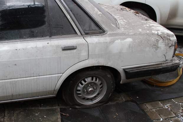 Toyota Mark II 1984-го года замурованная за стеной Mark II, toyota, находка