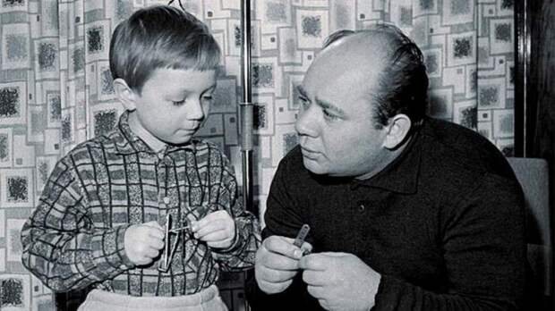Подборка семейных фотографий советских актеров (30 фото)