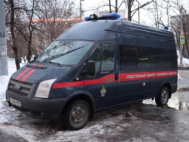 Москвич выстрелил в живот беременной жене, чуть не убил 13-летнего ребенка и сам хотел покончить с собой