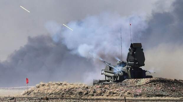 Система ПВО сбила две ракеты Storm Shadow в Бердянске