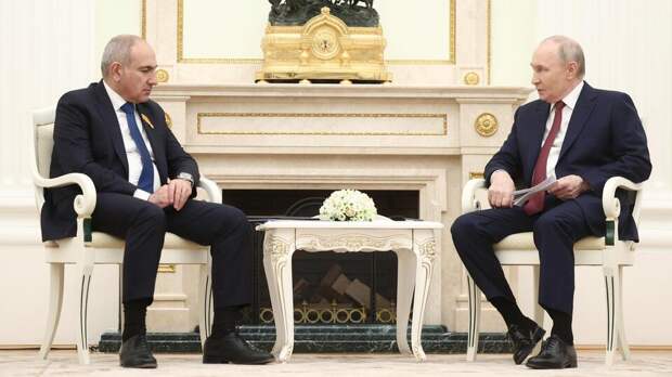 Hraparak: Путин провел жесткий разговор с Пашиняном в Кремле