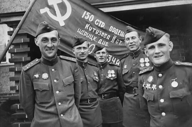 Знамя Великой Победы