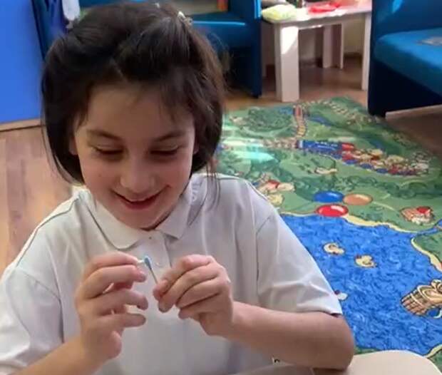 Пластилиновые шедевры из Пятигорска: цветущие букеты от юных талантов из ОБРАЗОВАНИЕ ПЛЮС КМВ