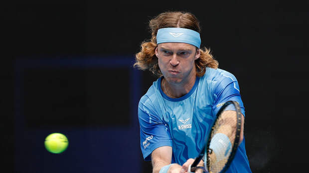 Сафин нецензурно обратился к Рублёву после проигранного сета на Australian Open 2026