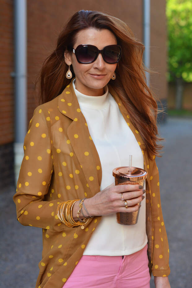 Springtime brights: Mustard polka dot blazer, pink chinos, taupe mules