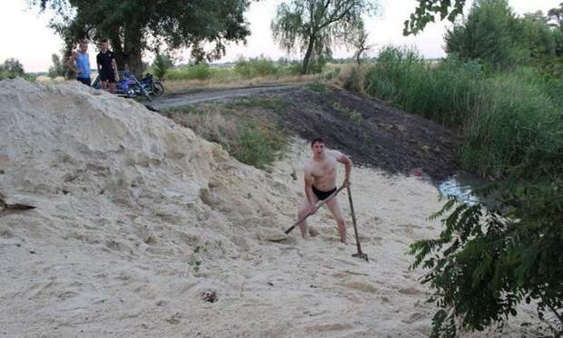 Делаем пляж на речке своими руками Делаем пляж на речке своими руками пляж, своими руками