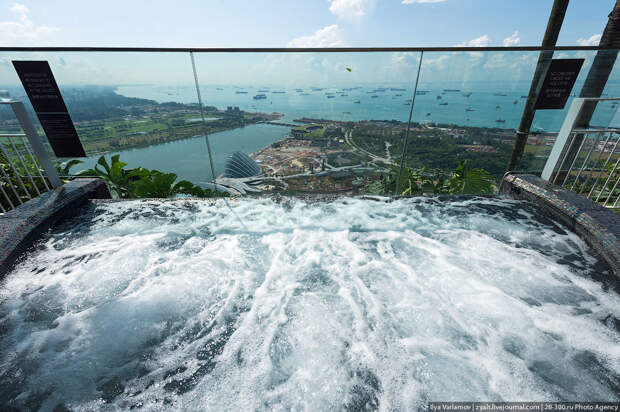 БАССЕЙН ПОД ОБЛАКАМИ: MARINA BAY SANDS В СИНГАПУРЕ. 9