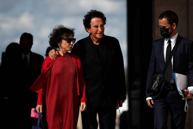 Figaro: экс-глава минкульта Франции попал под подозрение из-за связи с Эпштейном