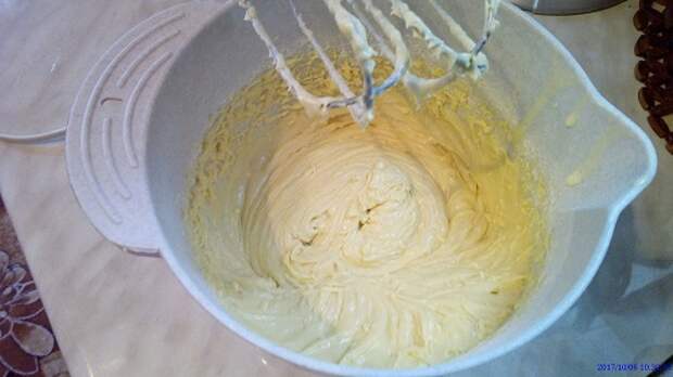 Вкусно, просто, быстро-Кексы со свежеморожеными ягодами